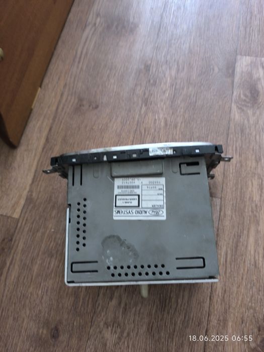 Продам магнитоллу cd6000