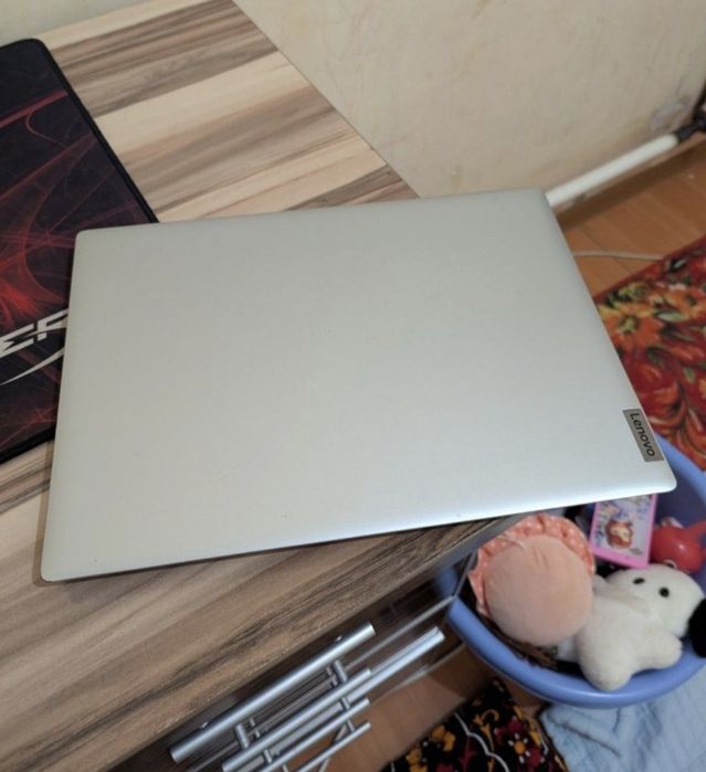 Ультрабук Леново 2023 года