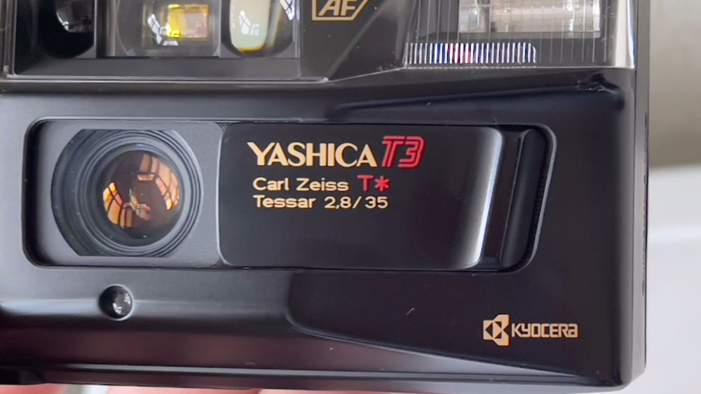 Vintage Yashica T3