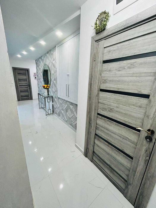 Продава се Тристаен апартамент в Пловдив, Кършияка - 160 кв.м за 1875 €/кв.м - Снимка #4