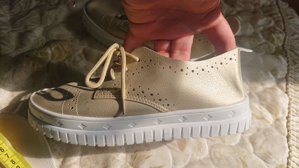 Дамски обувки 38 номер