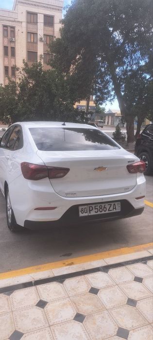 Оникс авто сотилади