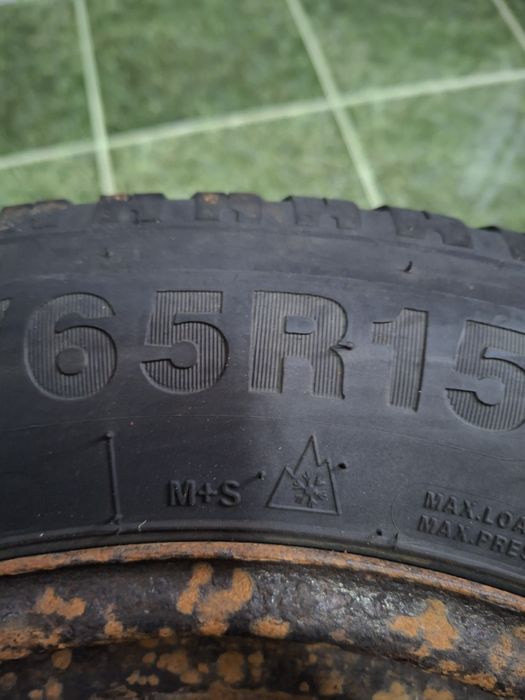 Set 2 roti de iarna pe 15 distanta 5x112