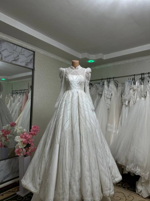 Продам все Платье! Распродажа!!!