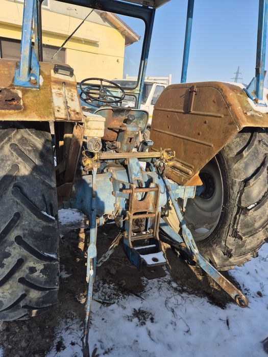 Tractor Ford de65 cai