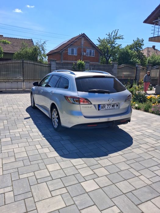 Vind   Mazda 6 an 2010 ,motor 2,2 diesel, euro 5.Tempomat, k