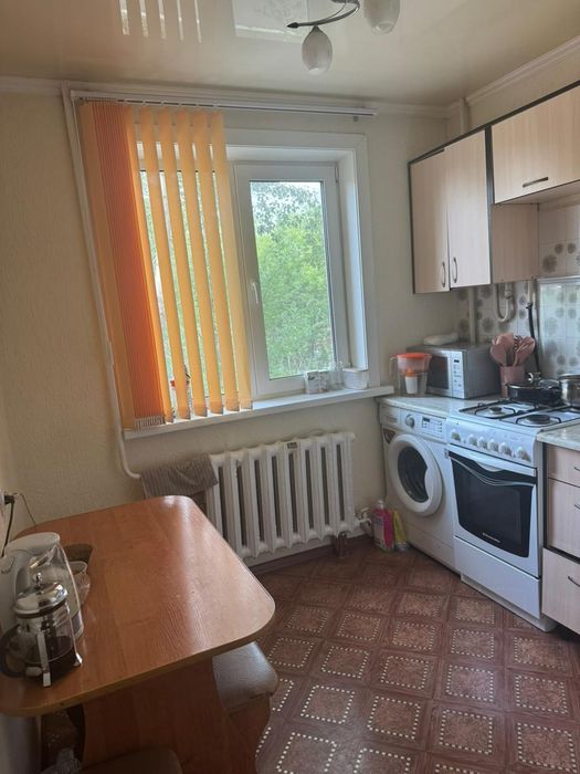 Продам 3 комн квартиру район Армана