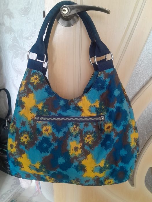 Продам сумку женскую