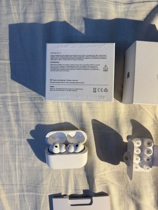 Apple AirPods Pro 3 USB-C/MagSafe-Originale,cu factura,stare excelenta