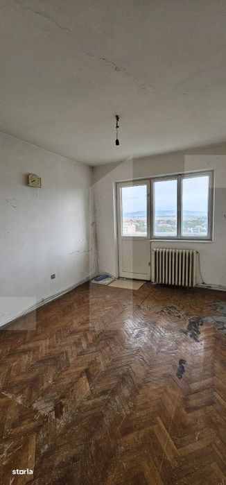 Apartament cu 3 camera, zona Spitalului — fotografia 3