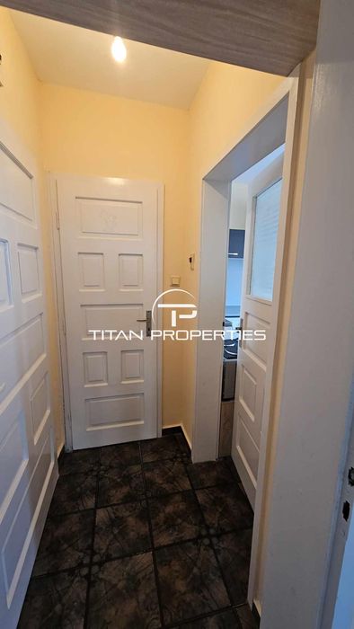 Дава се под наем Двустаен апартамент в Варна, Център - 60 кв.м за 375 € - Снимка #9