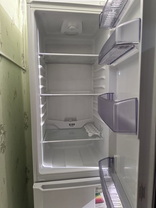 Продам холодильник beko