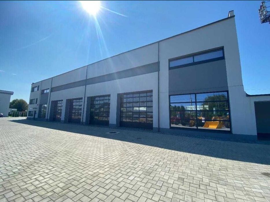 Imobil si teren / Spatiu comercial la Strada E85