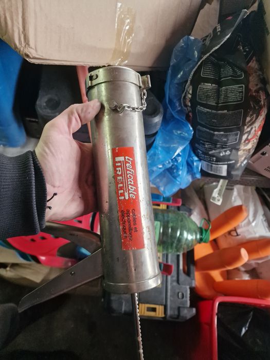 Pompa 3M de injectie rasini