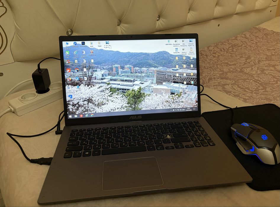Продам ноутбук ASUS VivoBook X509FA