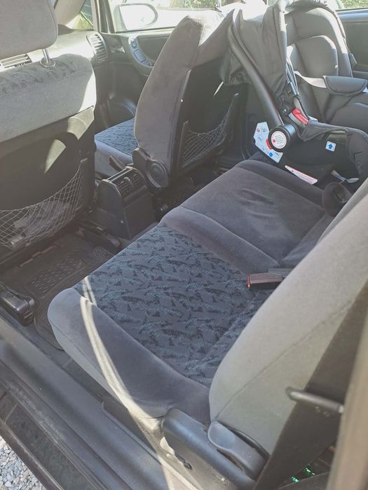 Opel Zafira 1.6 benzina