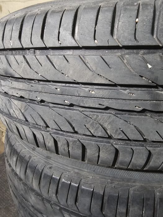 Продам шины 195/65R15