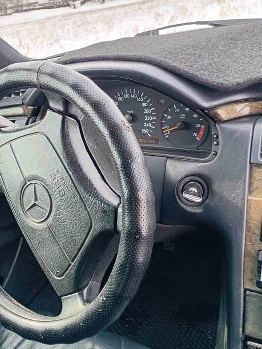 Мерседес бенц продажа