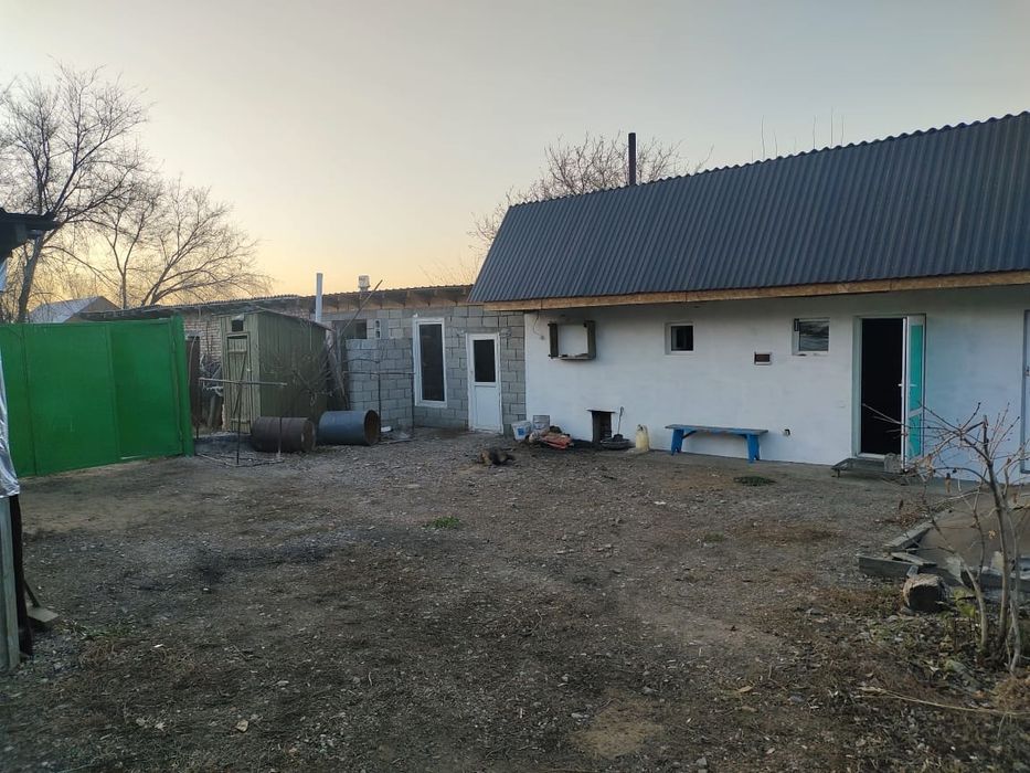 Продам дом в с. Рахат
