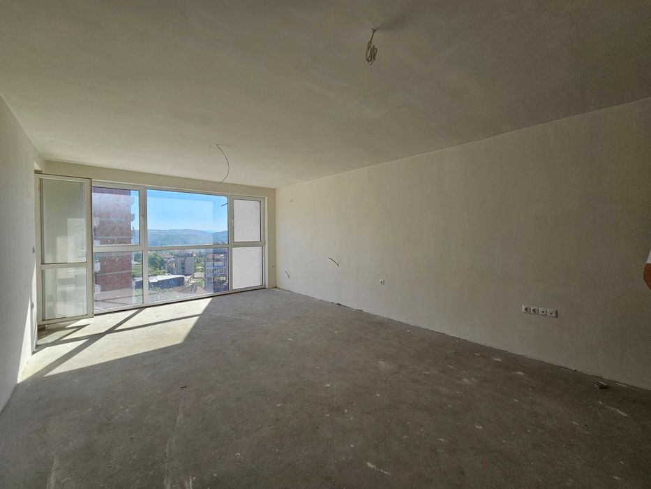 Продава се Тристаен апартамент в Велико Търново, Акация - 110 кв.м за 1219 €/кв.м - Снимка #1