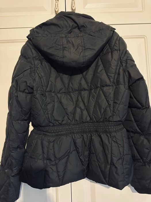 Geaca din puf , de dama , neagra , material impermeabil masura L