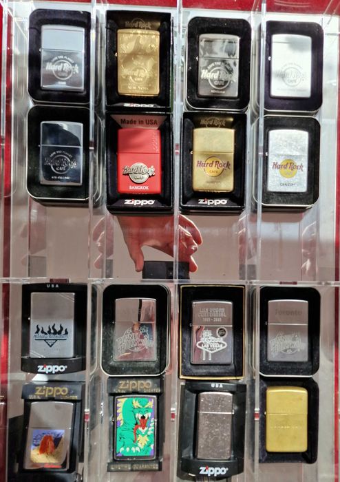 Colecție de brichete Zippo: noi și în ambalaj original, Hard Rock Love