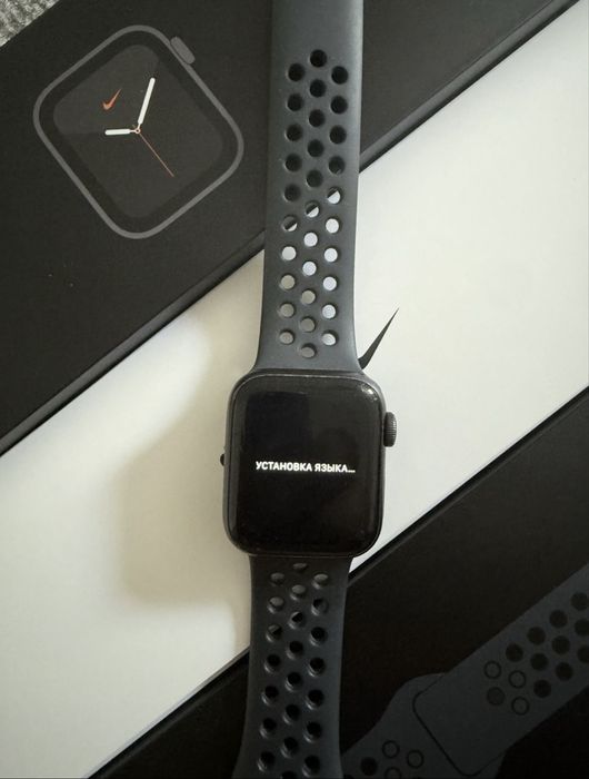 Apple Watch SE Nike 44mm