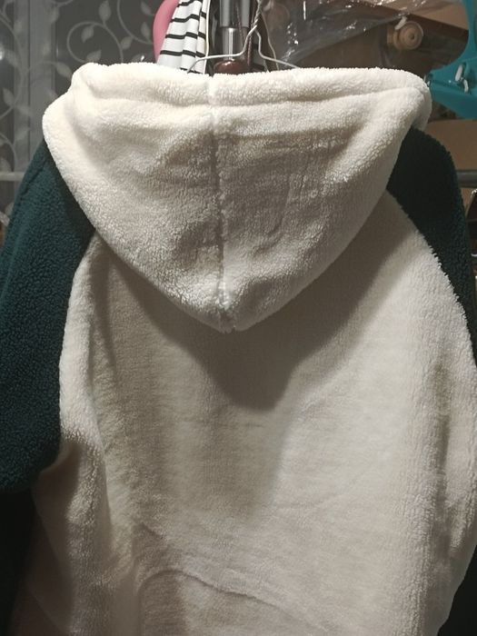 Продам куртку плюшевую