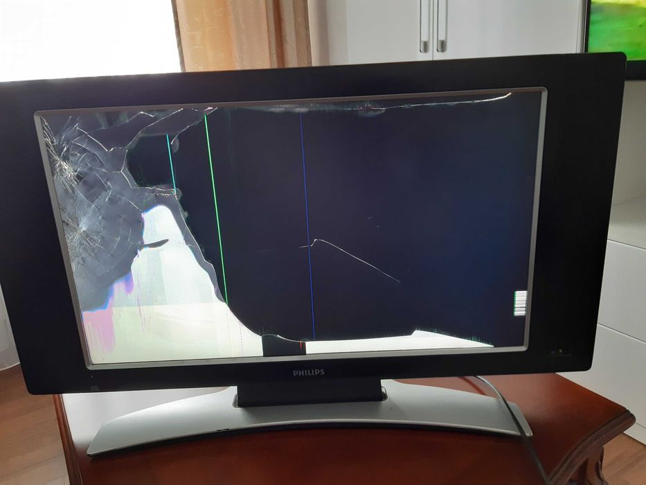 Телевизор на запчасти