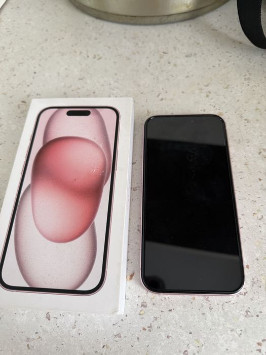 айфон 15  розовый продам