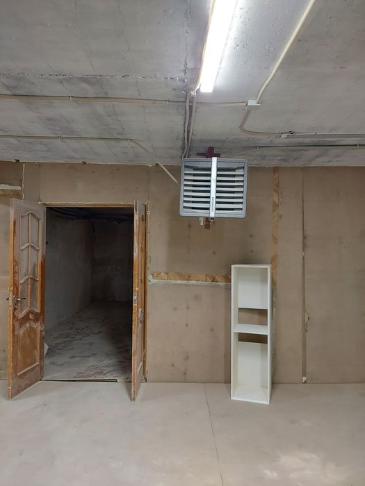 Подвальное помещение, склад, цех.