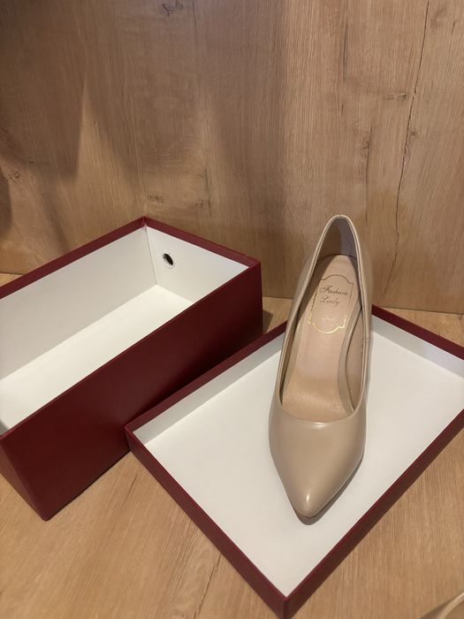 Продам туфли 33 размера ,