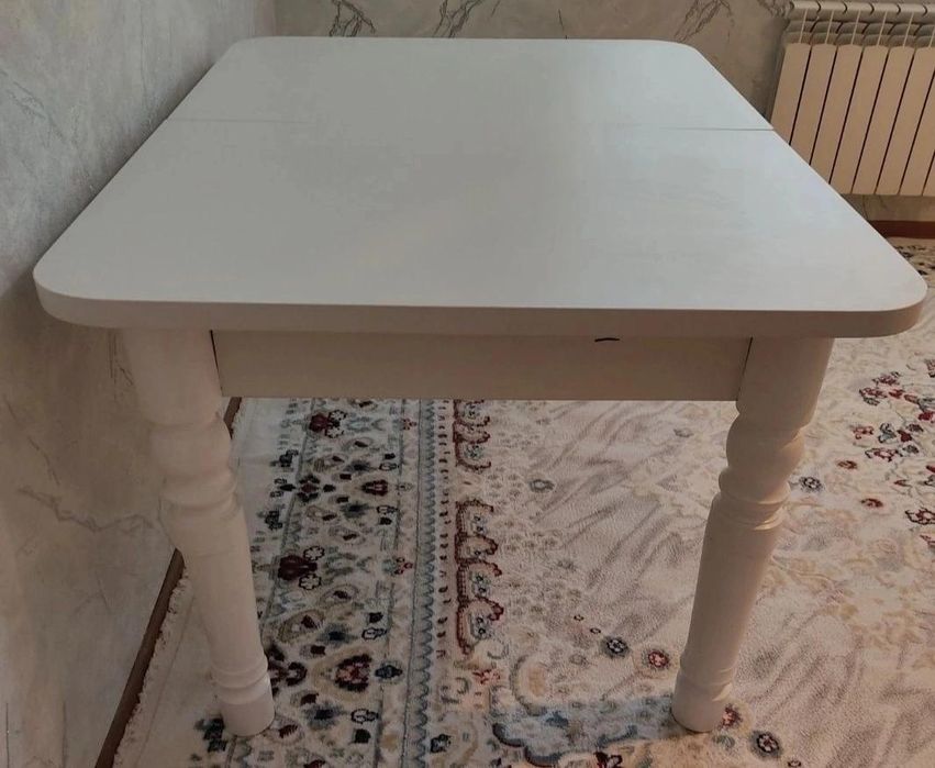 Кухня стол сатам срончо