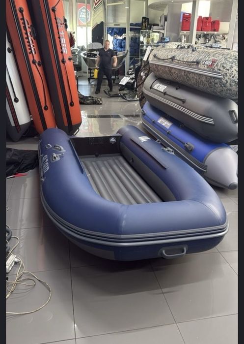 Лодка в отличном состоянии.