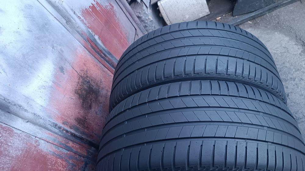 245/40/19 Bridgestone