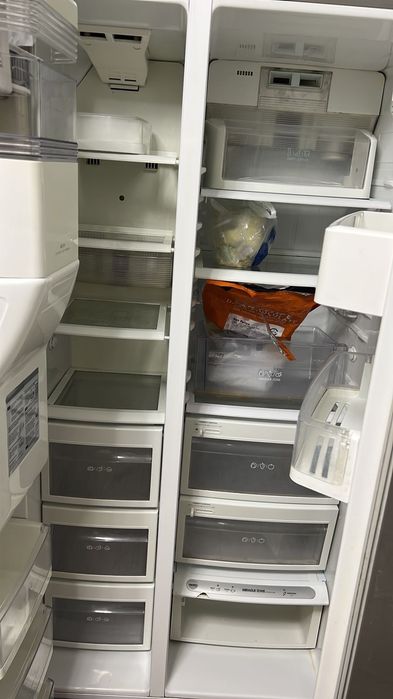 LG GR-P207  Холадильник