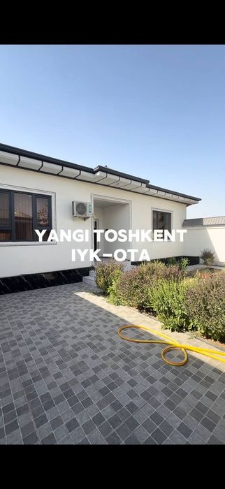 Uy sotiladi yangitoshkent iyk ota