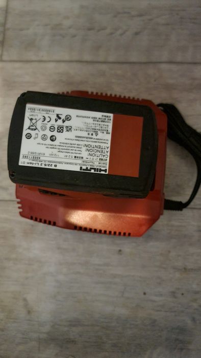 Зарядка и батарея  новые