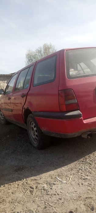 Автомобиль гольф3. 1,8 не находу