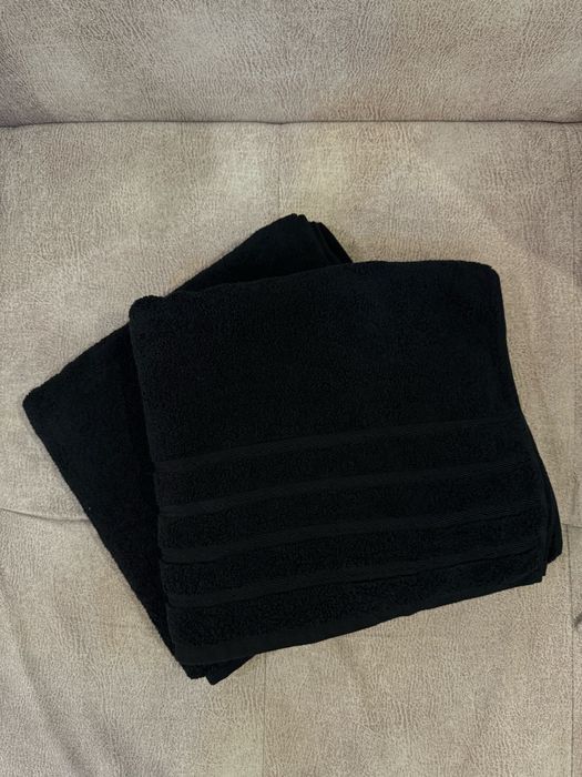 Два банных полотенца