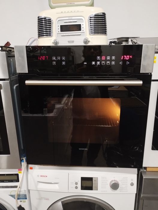 Фурна Siemens Black edition