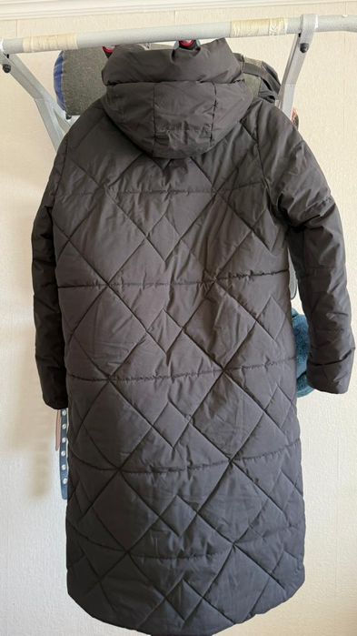 Продам куртку зима 46 размер