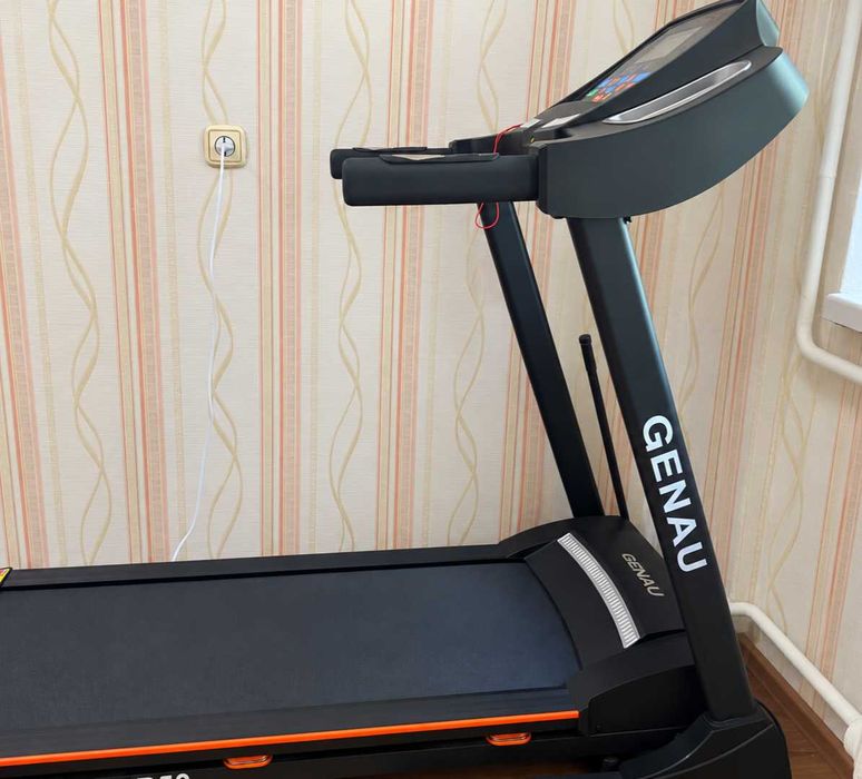 Беговая дорожка genau
