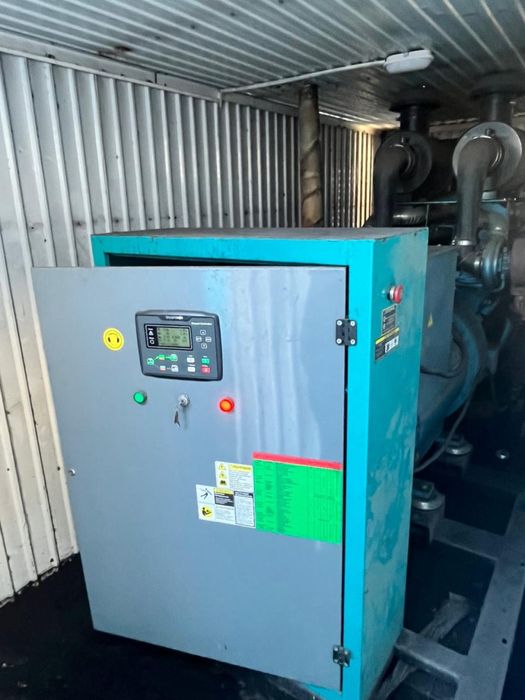 Срочно продаю генератор 500 в