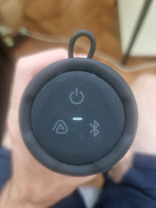 Boxă JBL GRIP.    .