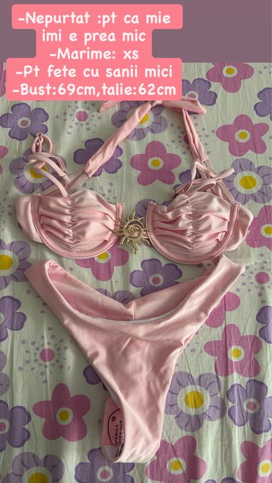 Costum de baie nou roz