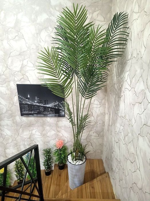 Искусственные деревья пальма