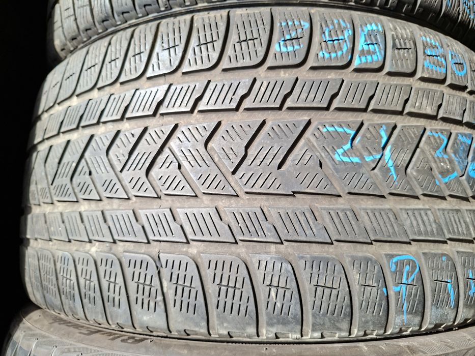 2 anvelope 295/30 R22 Pirelli