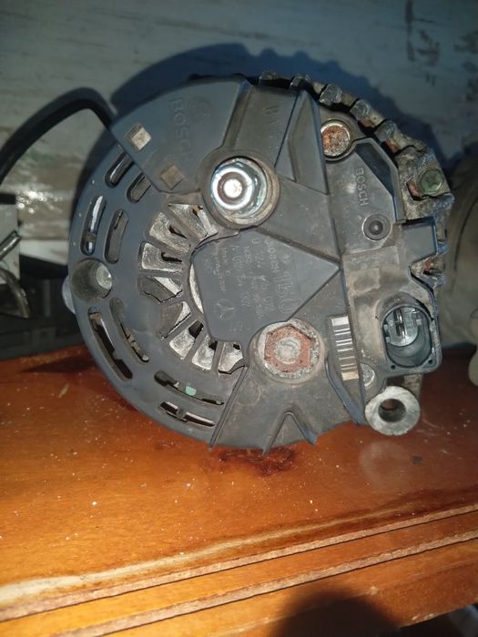 Генератор и компресор клима Мерцедес Е 500