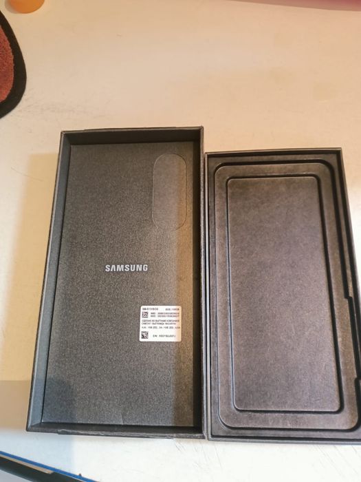 Samsung Galaxy S-25 FE
